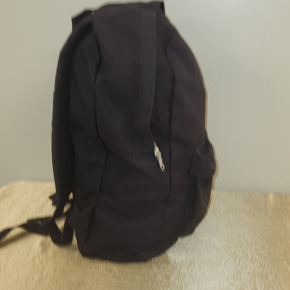 Herschel Backpack - Picture 5 of 12